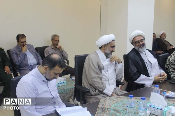 نشست شورای هماهنگی حفظ آثار دفاع مقدس و مقاومت استان قم