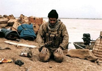 پدری که در آغوش فرزند شهیدش آرام گرفت و مادری که روز بعد به او پیوست