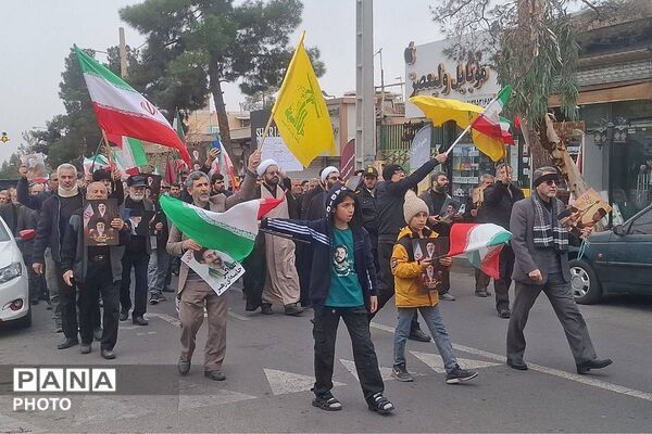 خروش مردم خاورشهر ناحیه یک ری در روز قدس؛ حمایت بی‌دریغ از فلسطین