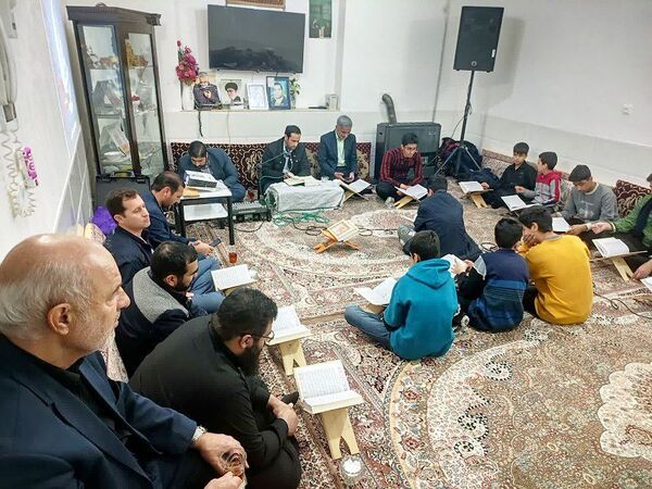 محفل انس با قرآن به‌مناسبت شهادت امام هادی(ع) در کاشمر