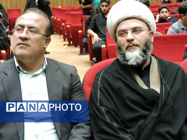 دیدار حجت‌الاسلام قمی با جمعی از دانش‌آموزان و نوجوانان استان یزد