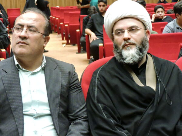 دیدار حجت‌الاسلام قمی با جمعی از دانش‌آموزان و نوجوانان استان یزد