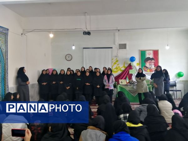 جشن مبعث پیامبر (ص) در دبیرستان فیاض