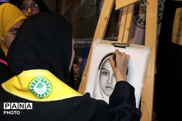 مراسم سازمان دانش‌آموزی فاروج به یاد دانش‌آموزان شهید میناب