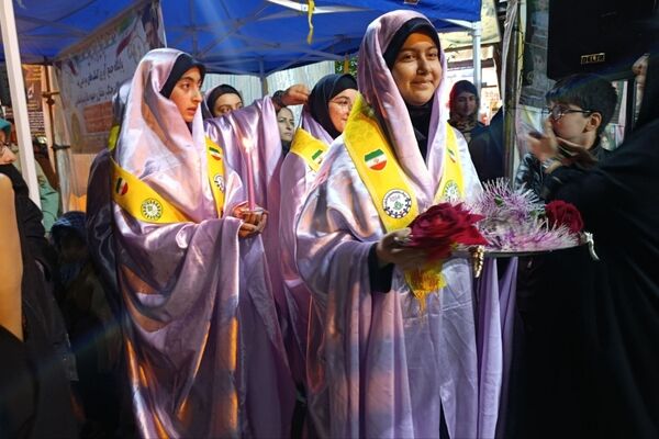 موکب‌داری پیشتازان مرند در غرفه آموزش و پرورش