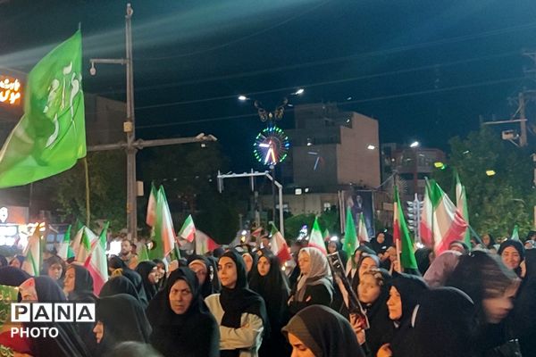 رباط‌کریم میزبان تجمعات شبانه مردمی