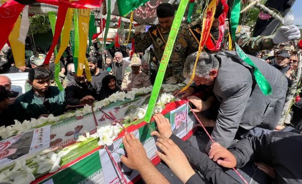 تشییع پیکر شهید «مهدی قهرمانی‌کلخوران» در اردبیل