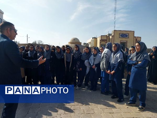 بازدید دانش‌‌آموزان آموزشگاه فدک از موزه میراث فرهنگی 