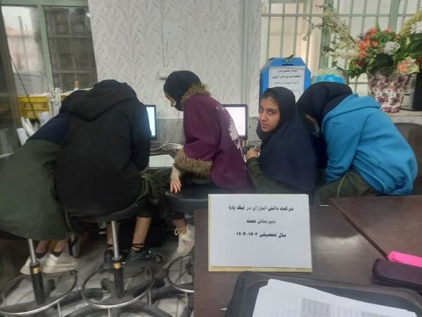 برگزاری لیگ پایا در دبیرستان عفت