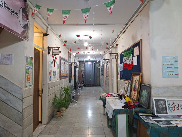 شکوفایی هنر نسل فردا در دبیرستان حضرت ولی عصر (عج)