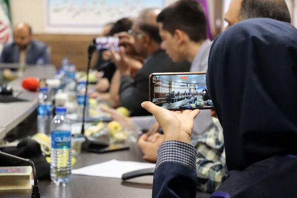 نشست خبری مدیر آموزش و پرورش پاکدشت به مناسبت گرامیداشت هفته معلم