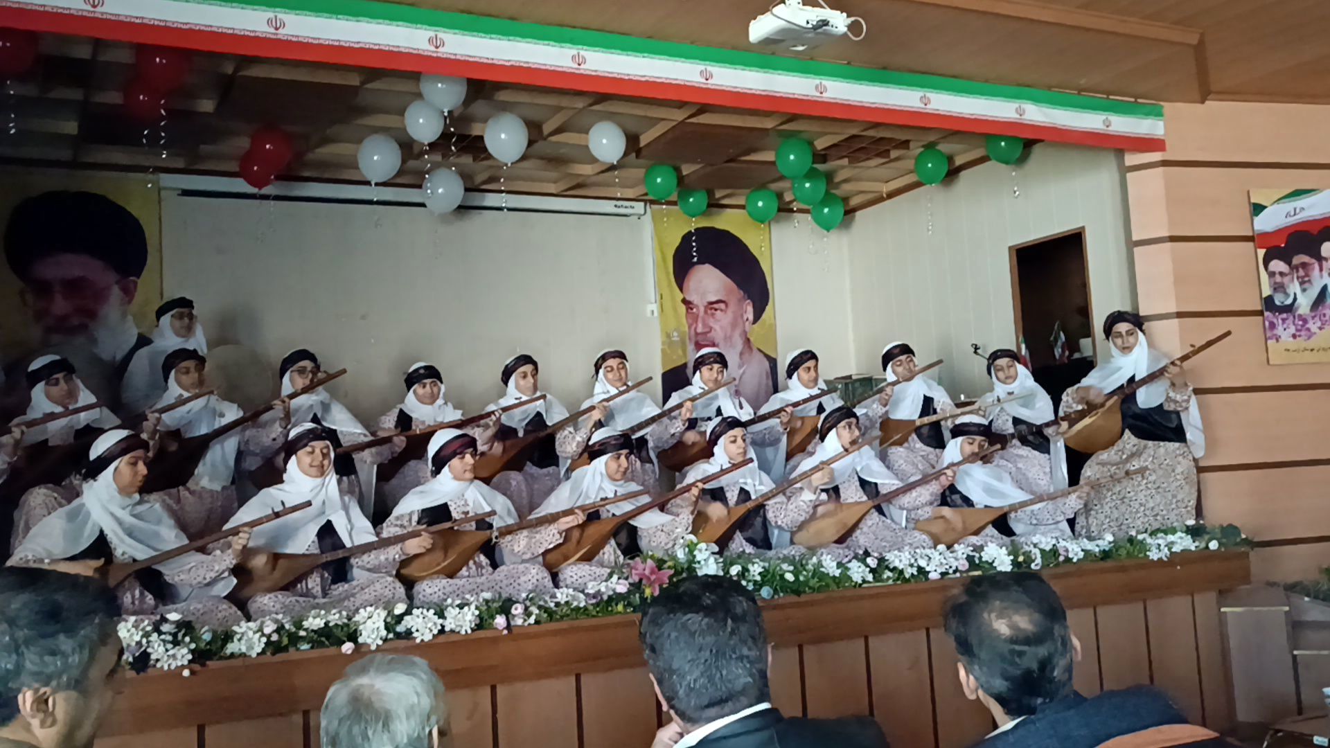 جشنواره فرهنگی هنری امید فردا در تربت جام