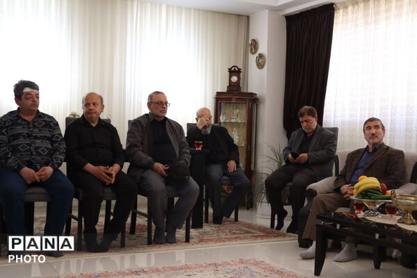 بزرگداشت شهید امیر علی الوندی در یادواره خانگی خادمین شهدای غریب اسارت 