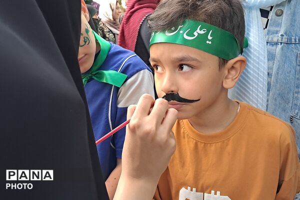 برگزاری مراسم دهه کرامت در بهارستان