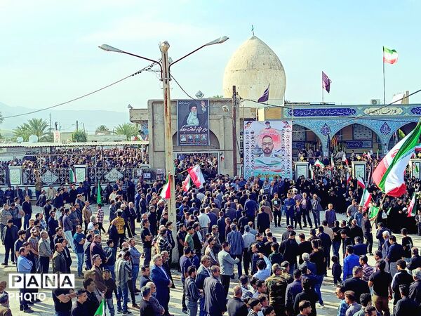 تشییع پیکر شهید محمدصادق توانی بلیانی در کازرون