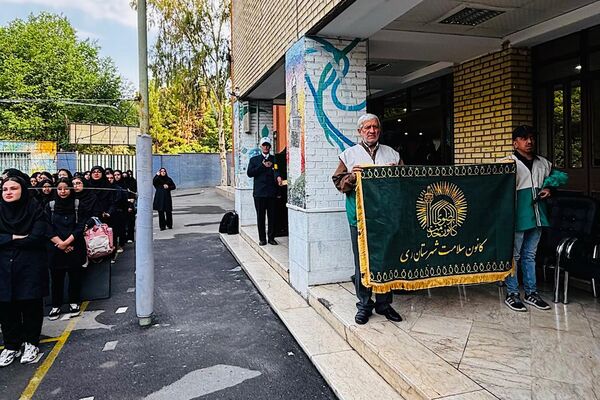 گرامیداشت دهه کرامت در هنرستان ایثار ناحیه یک شهرری