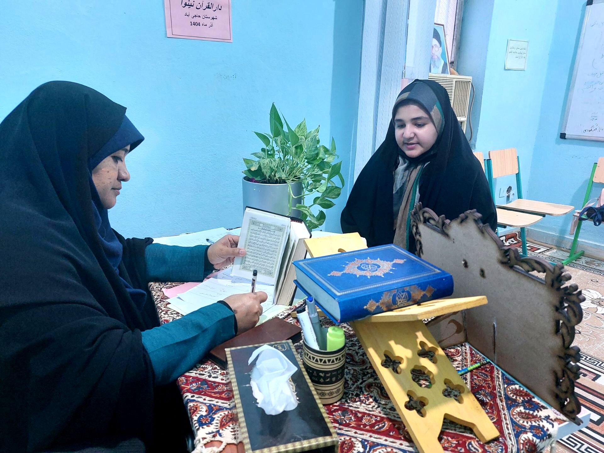 دارالقرآن نینوا حاجی‌آباد میزبان آزمون ارزیابی حافظان قرآن کریم