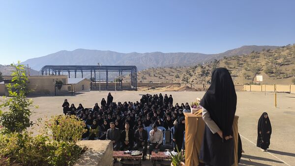 جشن روز دانش آموز در شبانه‌روزی امام حسین(ع)