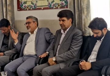 بازدید مسئولان آموزش‌وپرورش یزد از مدارس شهرستان اشکذر 