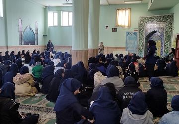 جشن نیمه شعبان در آموزشگاه حضرت معصومه (س) ناحیه دو شهرری 