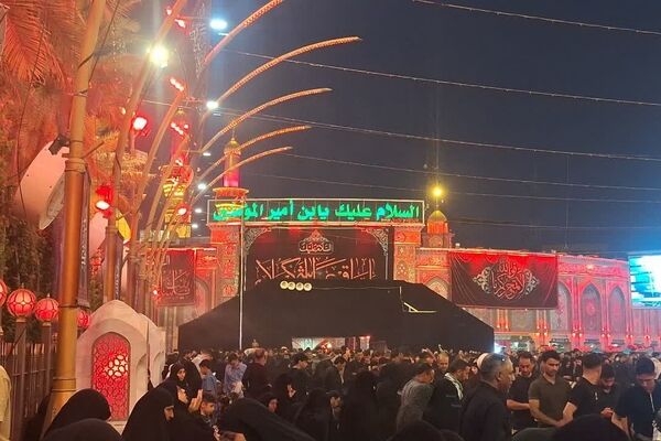 برپایی موکب شهدای فیروزکوه در بین‌الحرمین 
