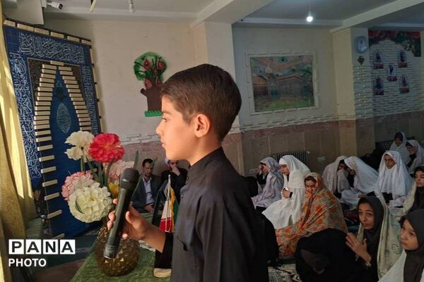 طنین زنگ جوانه همراه با عطر جانفزای نماز جماعت با طرح (برای نماز برخیزیم )در دبیرستان بعثت