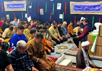 اعتکاف، تطهیر قلب‌ در سجاده سبز است
