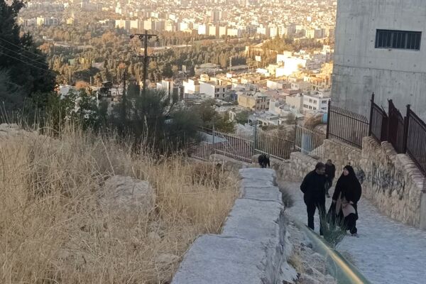دانش‌آموزان کوهنورد دبستان شاهد حیات زائر شهید گمنام شدند