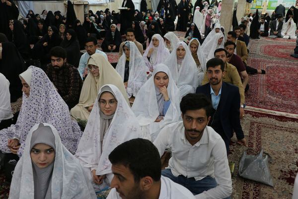 جشن ازدواج مسجدی 132 زوج جوان در قم - 2