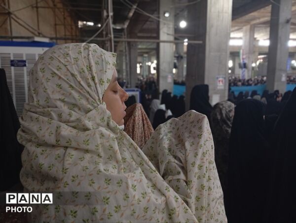 قاب پانا میزبان نماز جمعه مسجد جامع نیشابور