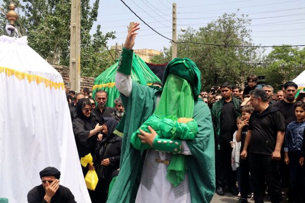سنت قدیمی شبیه‌خوانی و خیمه‌سوزی در تبریز
