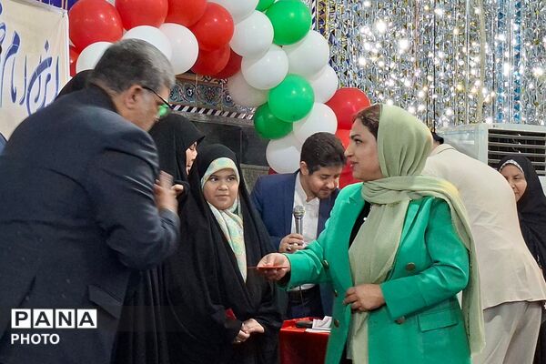 جشن آغاز هفته کرامت و روز دختر ویژه دختران در روستای ولی‌آباد قرچک 