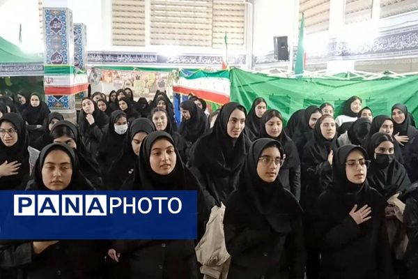 جشن انقلاب در ناحیه دو شهرری با حضور معاون پرورشی و فرهنگی شهرستانهای استان تهران 