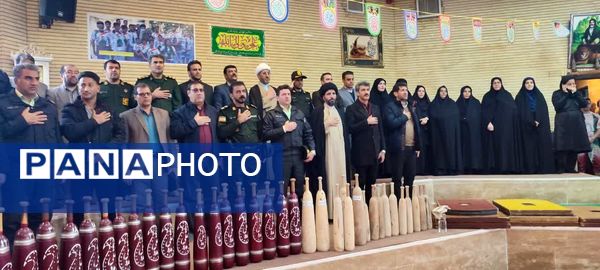 نواختن زنگ زورخانه ای و پهلوانی در شهرستان سلسله 