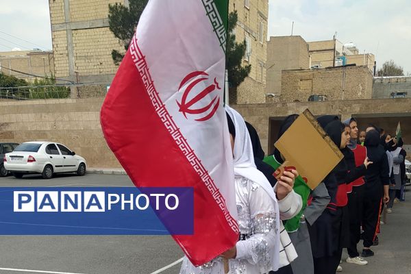 شن ۲۲ بهمن در دبیرستان شهیدان اسماعیلی‌منش