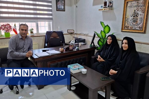 اردوی درون مدرسه ای در دبستان شاهد شهید قدوسی ناحیه دو شهرری 