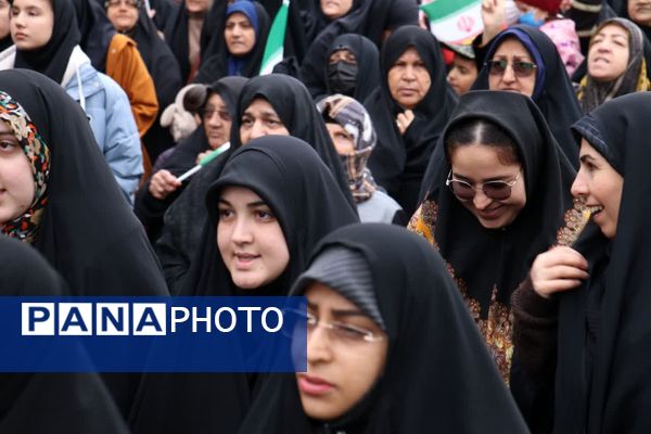 بندر ترکمن یکصدا با انقلاب؛ حماسه حضور در ۲۲ بهمن