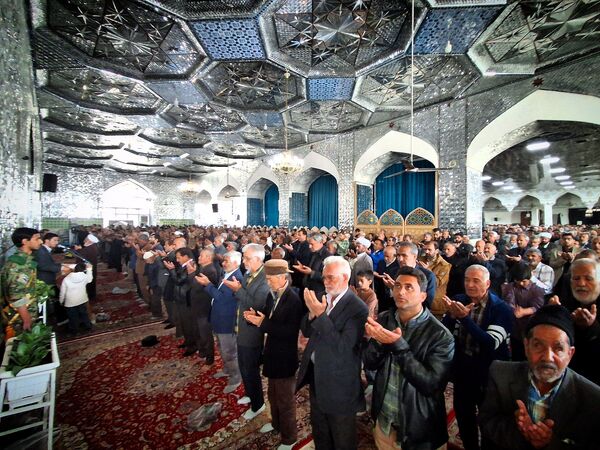 نماز عبادی سیاسی جمعه در کاشمر 