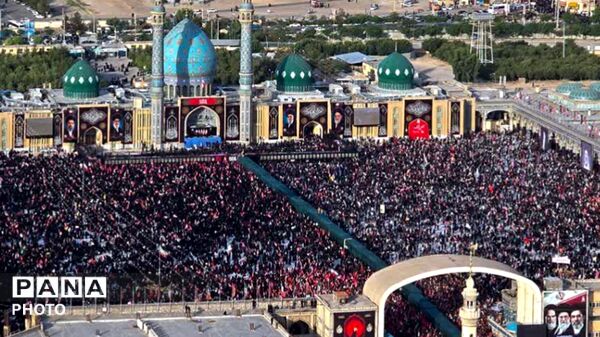 شکوه ایثار در قم؛ پیکر شهید ایران بر دستان ملت تشییع شد