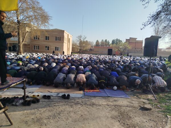 برگزاری نماز عید فطر در باغ ملی آشخانه