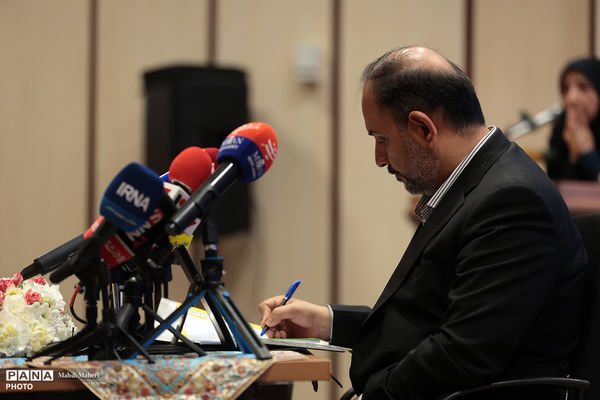 نشست خبری معاون پرورشی و فرهنگی وزارت آموزش و پرورش به مناسبت هفته امور تربیتی