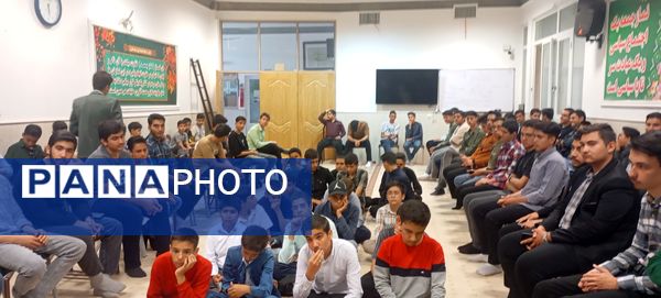 اعضای انجمن اسلامی با امام جمعه کاشمر دیدار کردند