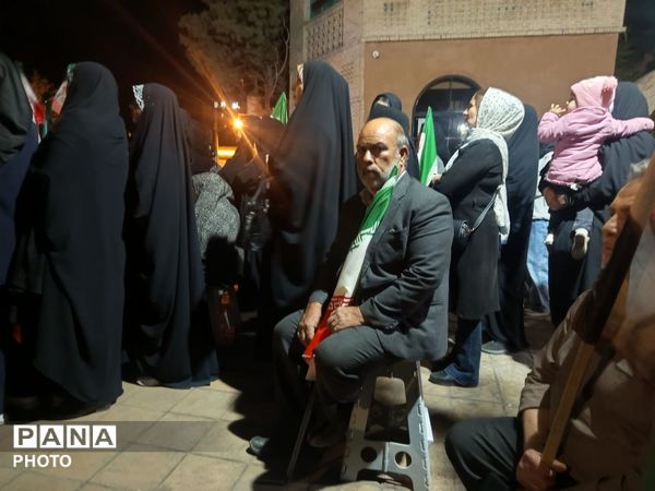 شبی با جنس همدلی در بلوار فضل نیشابور