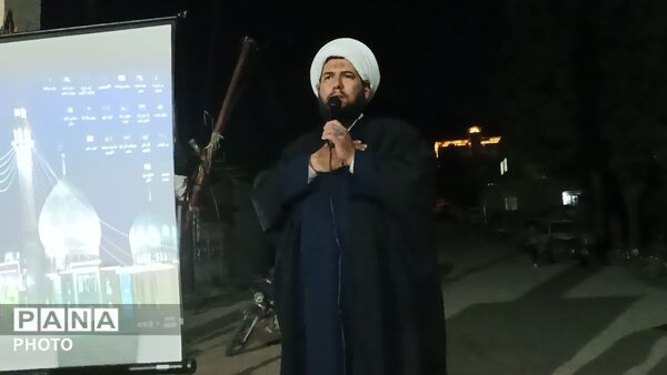 هشتاد و نه شب حضور در خیابان