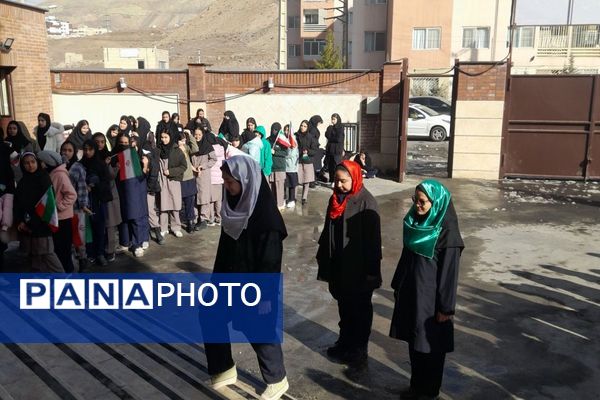 گلبانگ زنگ انقلاب در دبیرستان هجرانی پردیس