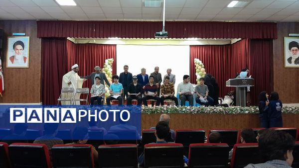 تقدیر از رتبه های استانی و کشوری جشنواره فرهنگی هنری فردا