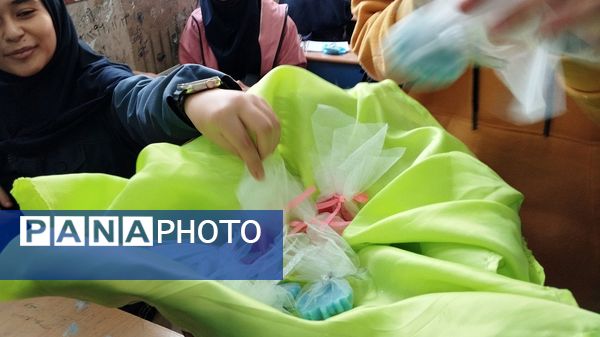  ویژه برنامه ولادت حضرت زینب(س) و روز پرستار در دبیرستان دخترانه استقلال‌ناحیه یک کرج