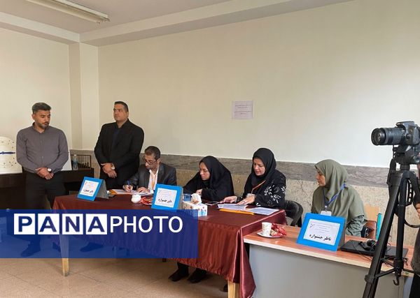 برگزاری جشنواره خوارزمی نوجوانان با محوریت رشته های زبان انگلیسی و ریاضی در منطقه پردیس