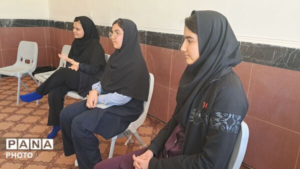 مسابقه مشاعره در شهرستان کاشمر