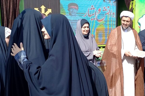 مراسم آغاز سال تحصیلی و نواختن زنگ مقاومت